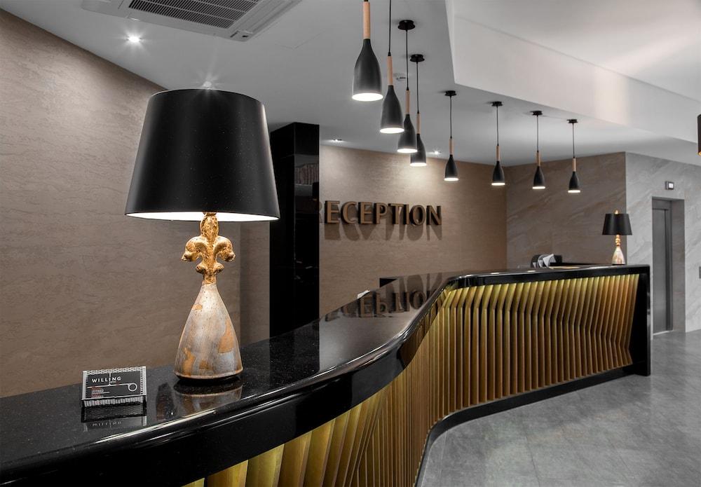 Willing Hotel Minsk Extérieur photo