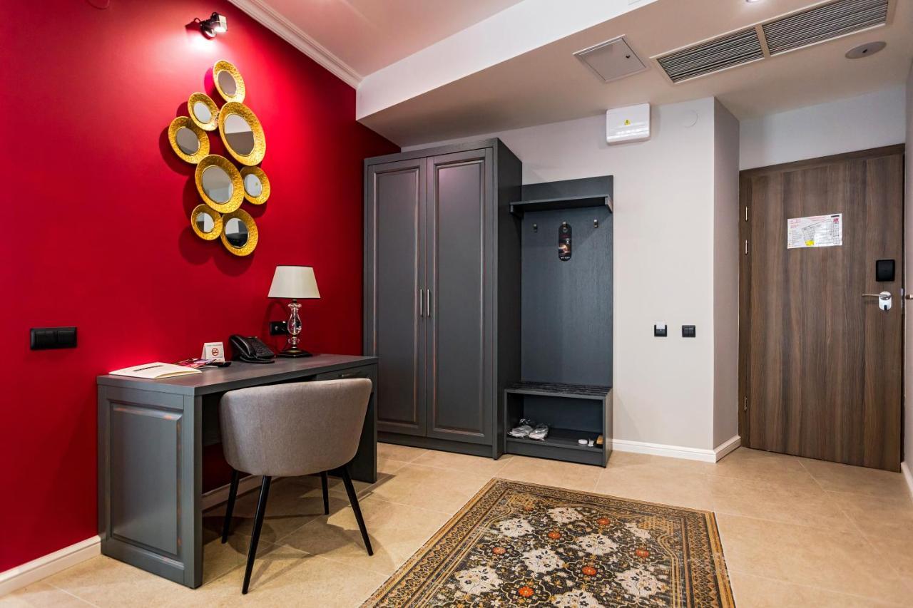 Willing Hotel Minsk Extérieur photo